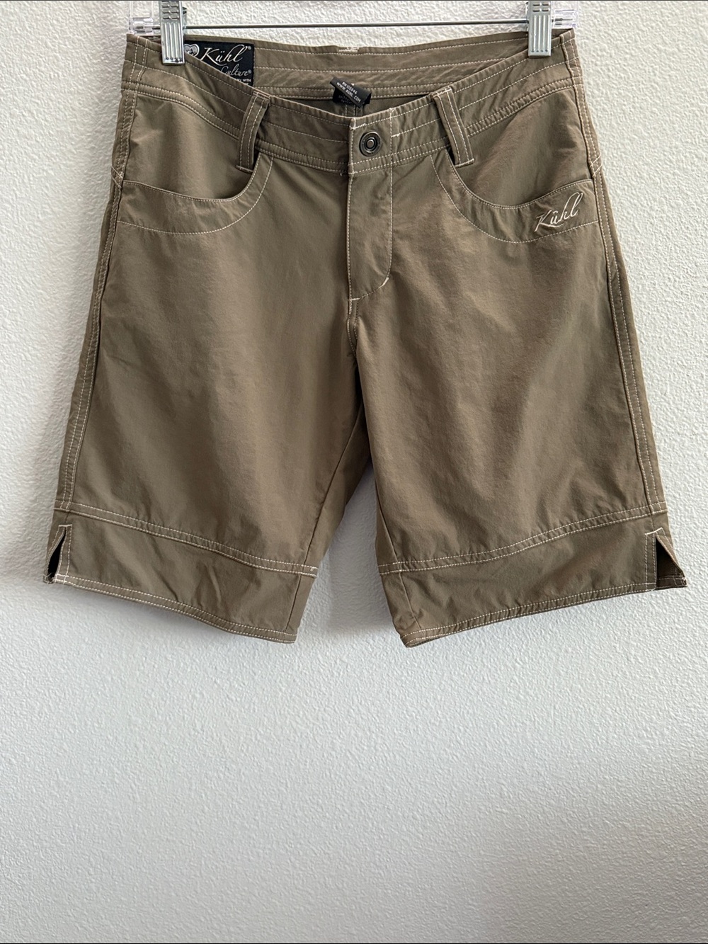 KÜHL Mountain Culture Women’s Khaki Hiking Outdoor Performance Shorts Size 4
